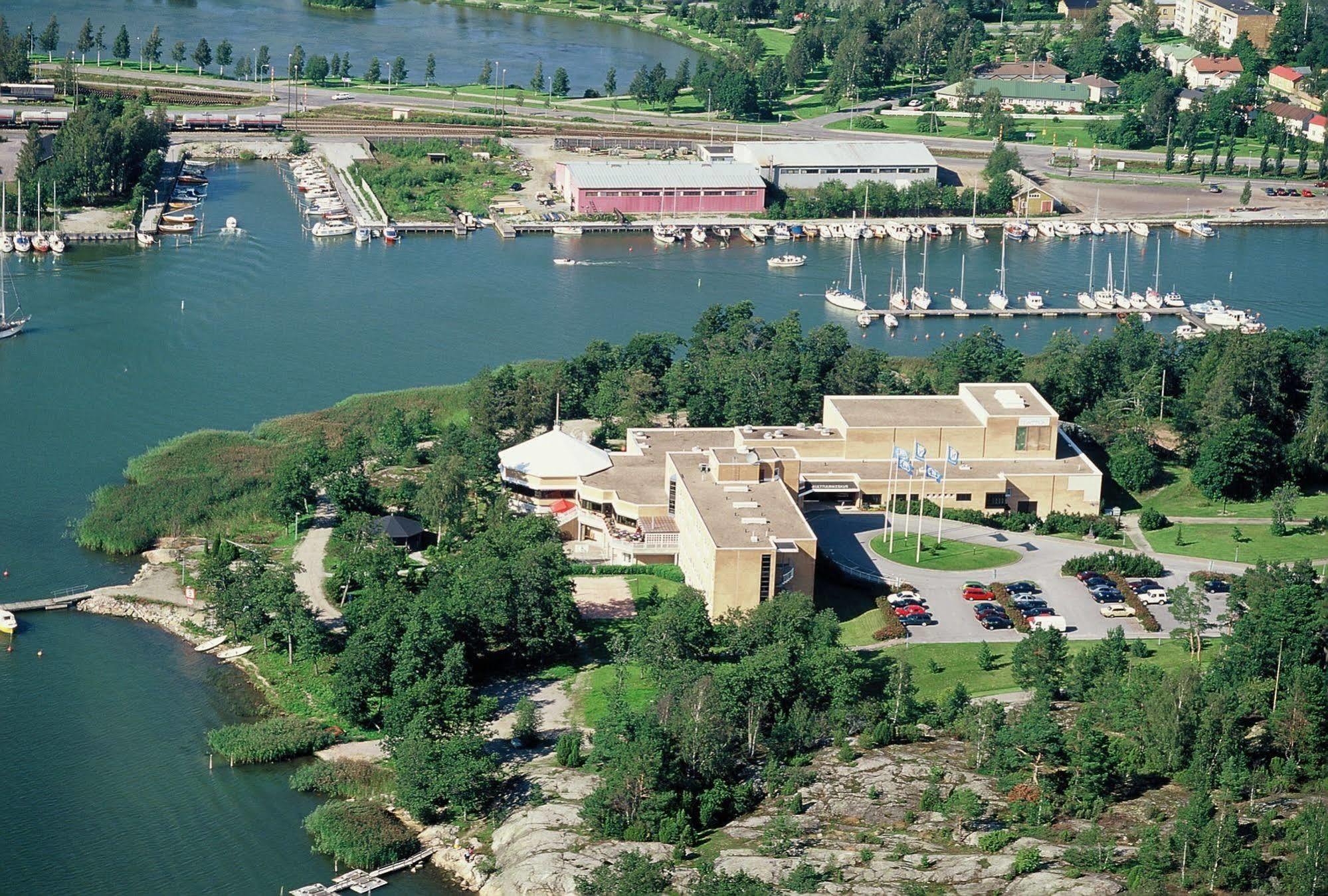 Finlandia Hotel Aquarius Uusikaupunki Kültér fotó