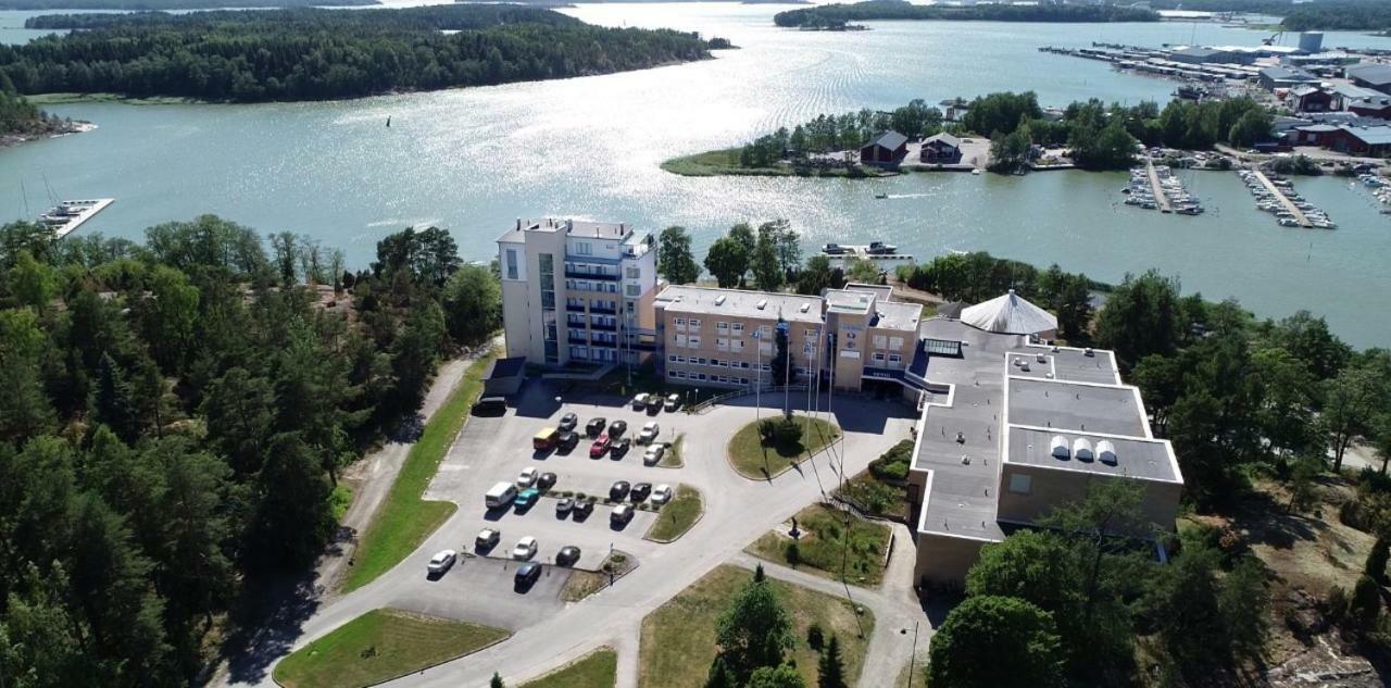 Finlandia Hotel Aquarius Uusikaupunki Kültér fotó